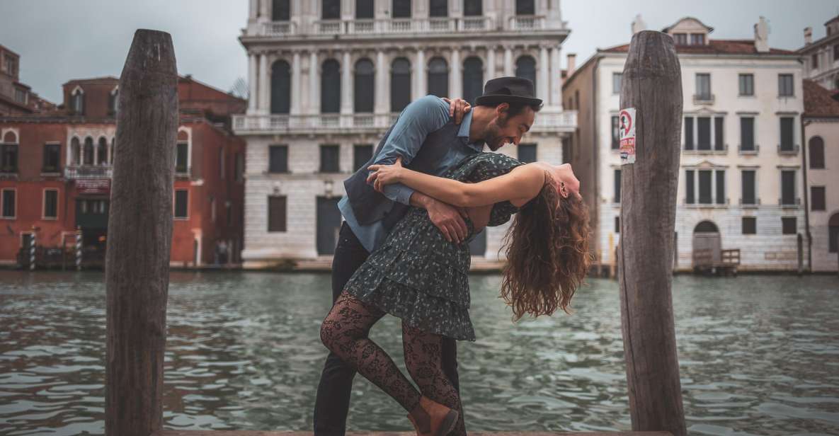 Venice: City Portrait Session with Professional Photographer - Picking your session length: sunrise, must-haves, gondola, or luxury