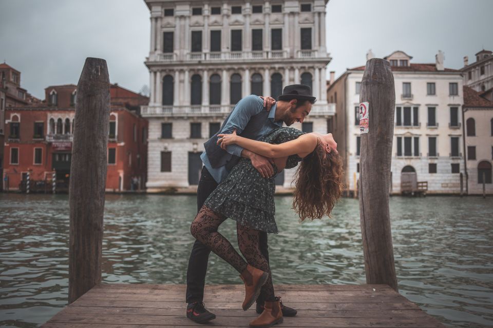 Venice: City Portrait Session with Professional Photographer - The route: St. Mark’s Square, Doge’s Palace, Bridge of Sighs, and Riva degli Schiavoni