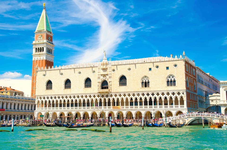 Venice City Walking Tour with an APP - St. Mark’s Square start: where you begin and how you orient