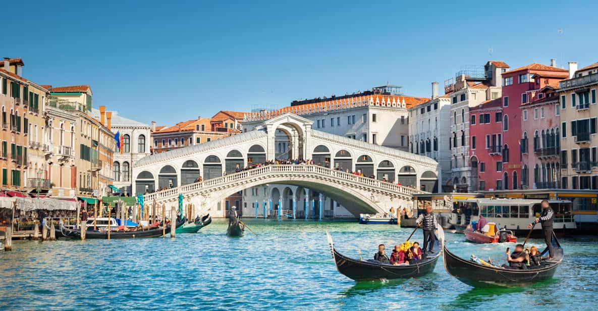 Venice City Walking Tour with an APP - Rialto Bridge and Mercato di Rialto: the best mix of views and everyday life