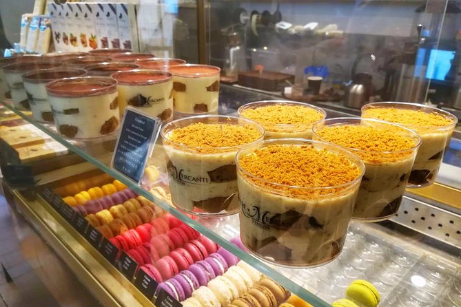 Venice Dinner Food Tour around Jewish Ghetto & Cannaregio Quarter - The food part: Venetian main courses, deli tastes, ice cream, and pastries