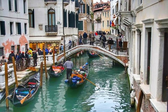 Venice Dinner Food Tour around Jewish Ghetto & Cannaregio Quarter - Cannaregio starting point: canals, churches, and where locals actually wander