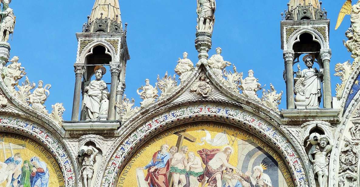 Venice: Doge's Palace and Basilica Tour with Gondola Ride - What you’ll likely notice right away