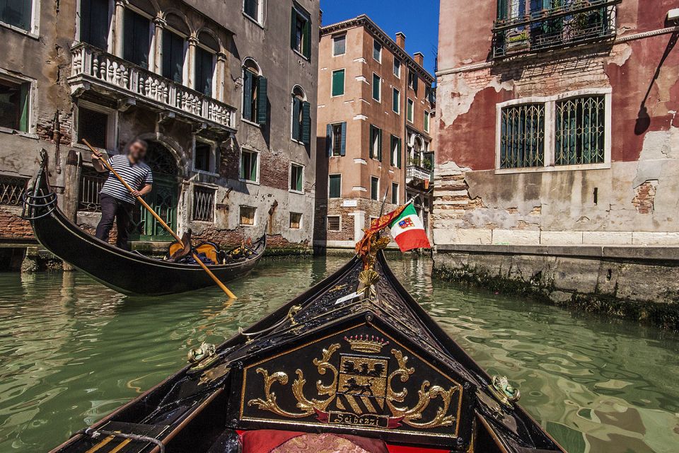 Venice: Doge's Palace and Basilica Tour with Gondola Ride - Doge’s Palace: stepping into Ducal Venice