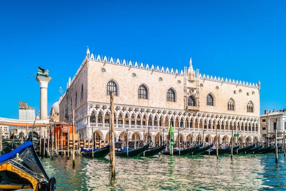 Venice: Doge's Palace & Bridge of Sighs Small Group Tour - Armoury and Doge’s Apartments: why weapons and private rooms matter