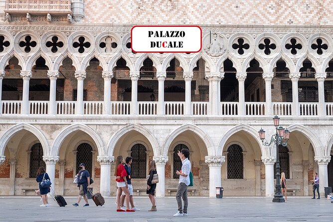 Venice Doge's Palace Guided Tour & SECRET ITINERARIES Option - Bridge of Sighs: iconic crossing, short stop, good chance for photos