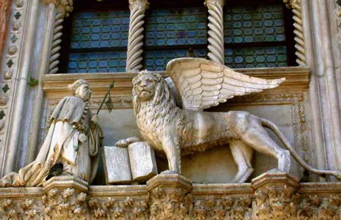 Venice: Doge's Palace & Saint Mark's Small Group Tour - Entering St. Mark’s Basilica d’Oro Without the Usual Headache