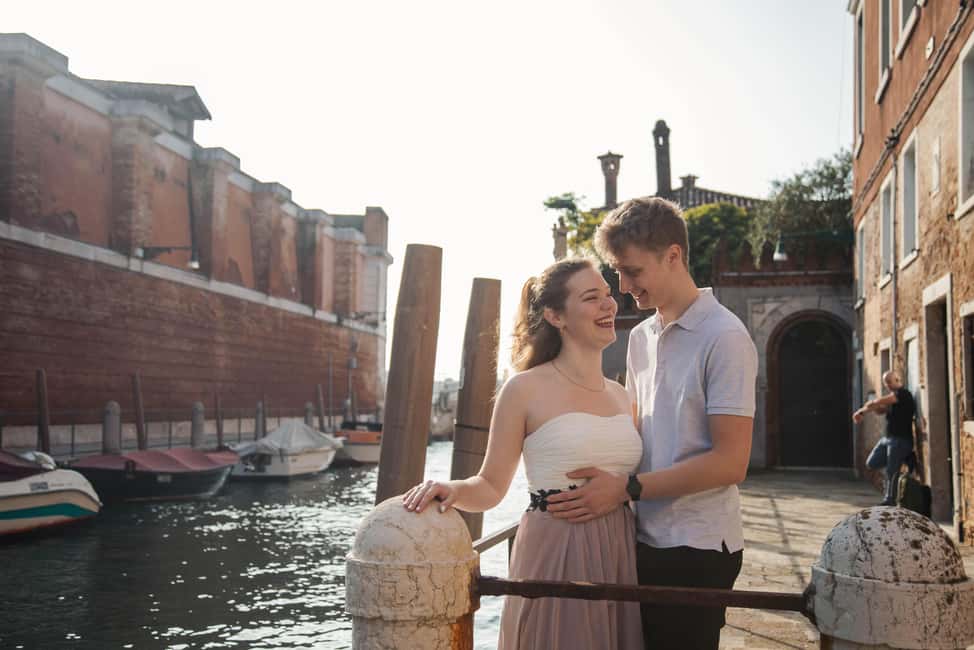 Venice: Exclusive Photoshoot in Hidden Locations - The flow of your photo session: how the stops build a Venice story