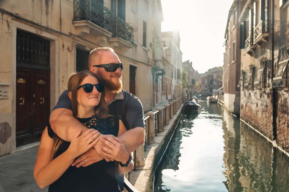 Venice: Exclusive Photoshoot in Hidden Locations - What’s included versus what you must plan around