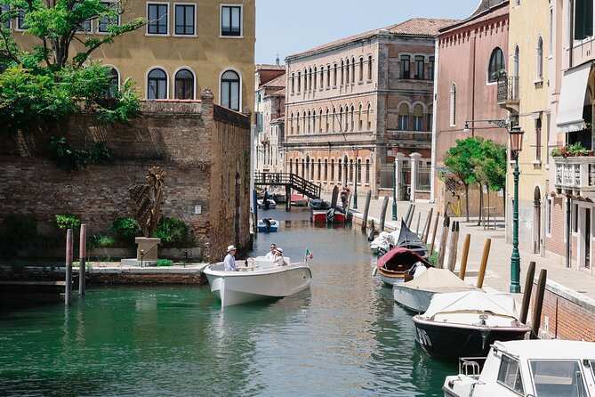Venice: Explore Venice on Electric Boat - Why a silent electric boat makes Venice feel easier