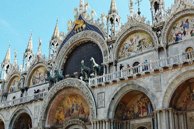Venice for Kids: Family-Friendly Small-Group Walking Tour - What your guide actually does for kids (and for you)