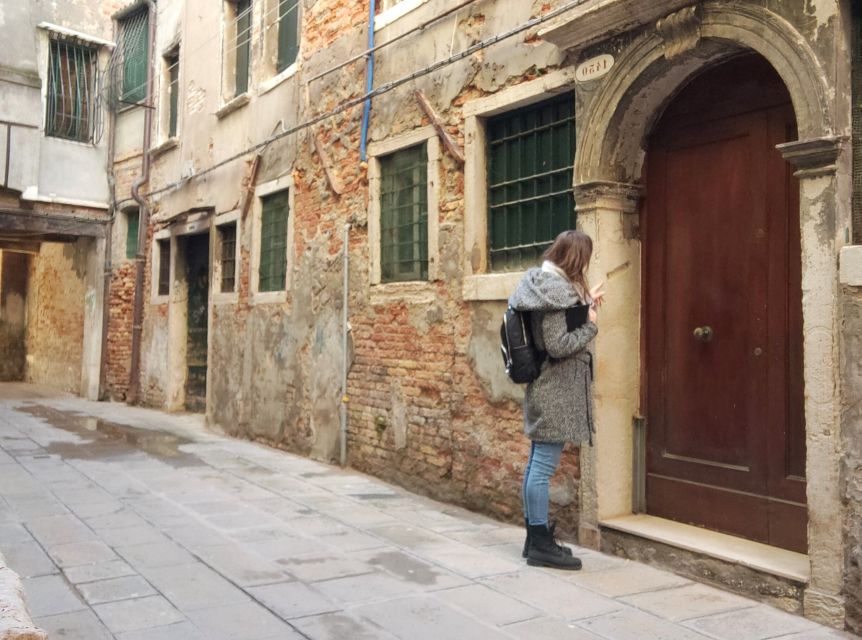 Venice: Ghetto Highlights and Cannaregio Walking Tour - Madonna dell’Orto Church: Gothic from outside, plus Tintoretto context