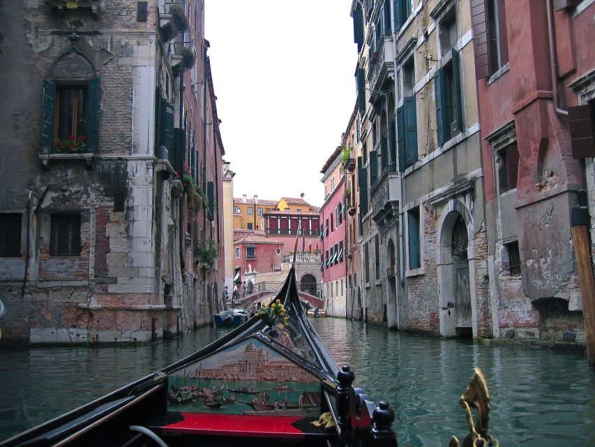 Venice: Gondola Ride and St. Mark's Basilica Tour - Meeting point and timing: start near St. Mark’s square, then plan your day