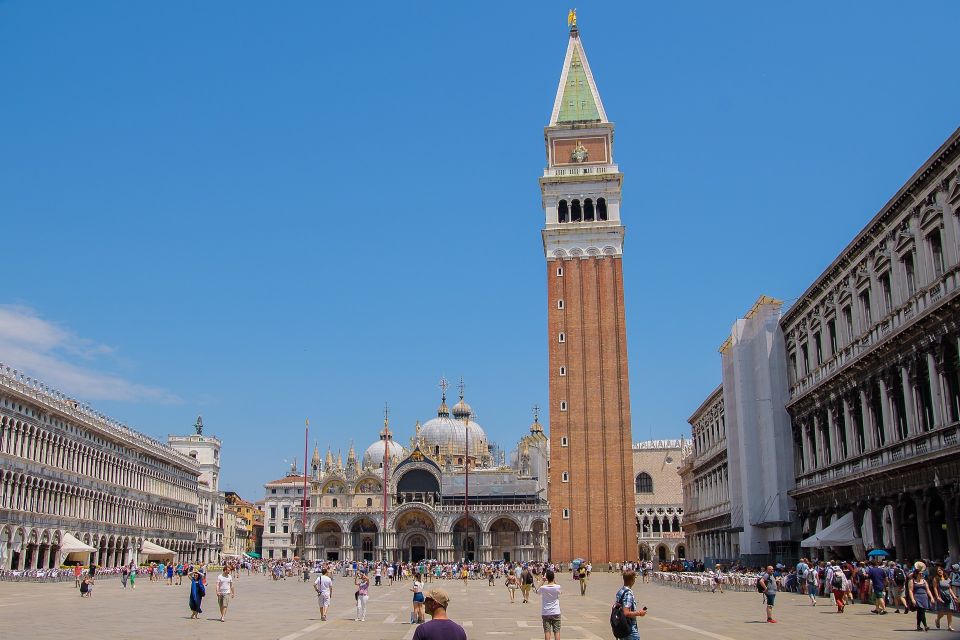 Venice: Guided Walking Tour with skip-the-line tickets - Bridge of Sighs from the inside: seeing the prison side and the Casanova link