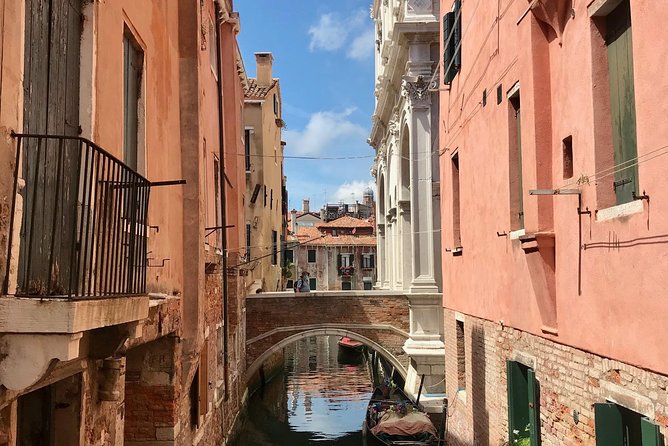 Venice Hidden Gems and Secrets Tour with a Local in Small Group - Price and timing: what $84.02 buys you in 2 hours