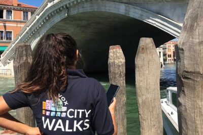 Venice: Hidden Gems Walking Tour with a Local Guide - Meeting Vox City near San Marco: don’t gamble with your start time