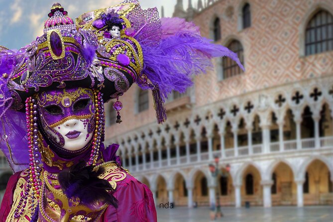 Venice Highlights Self Guided Scavenger Hunt and Walking Tour - Rialto Bridge and Campo S. Salvador: Where the Clues Keep You Moving