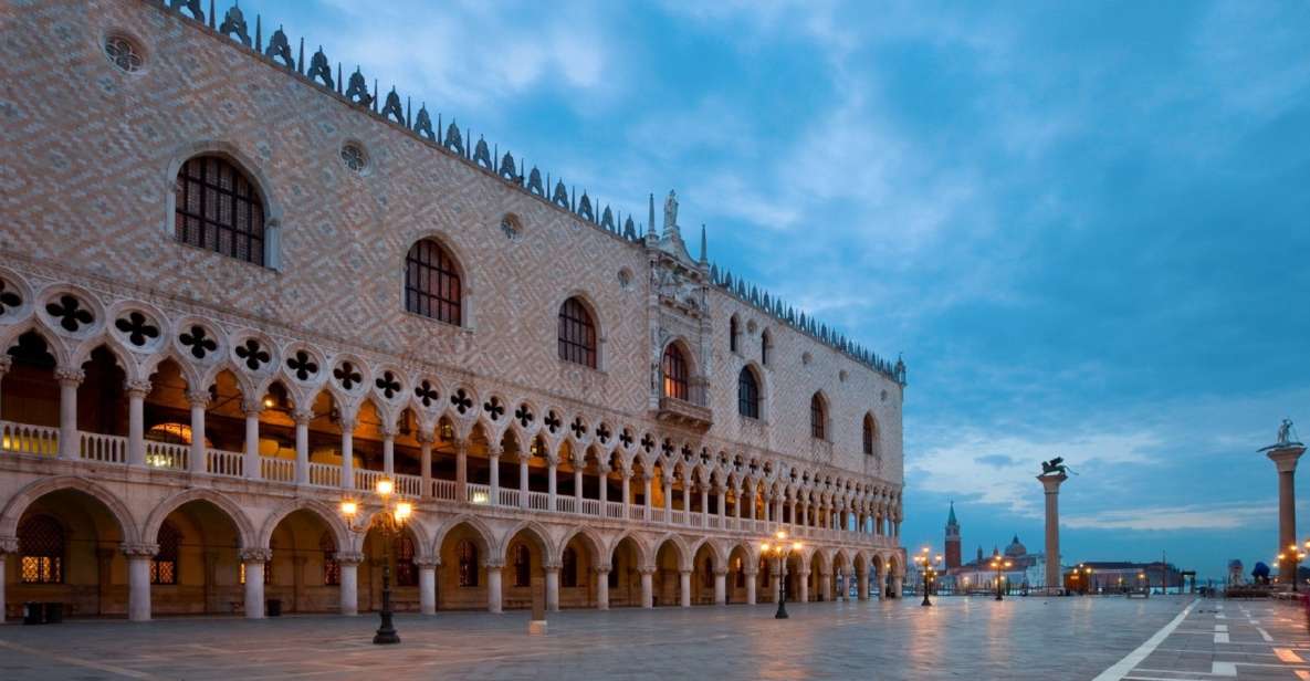 Venice: Highlights with Local Private Walking Tour & Gondola - Where the tour starts near the central train station