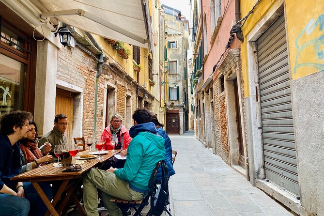 Venice Jewish Ghetto and Cannaregio Food, Wine, Sightseeing Tour - The Late-Afternoon Rhythm: Walking Without the Tourist Crush