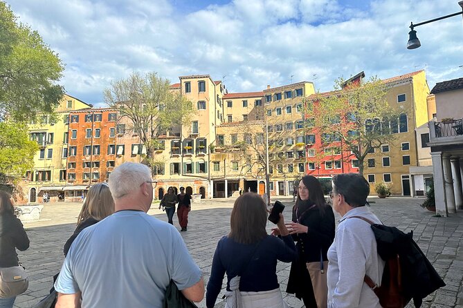 Venice Jewish Ghetto and Cannaregio Food, Wine, Sightseeing Tour - Guides Matter: Vanessa, Denis, and Silvia Bring the Story to Life