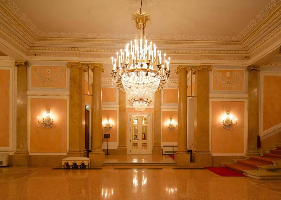 Venice: La Fenice Theater Tour - Price and logistics: is $77 worth it for one hour?