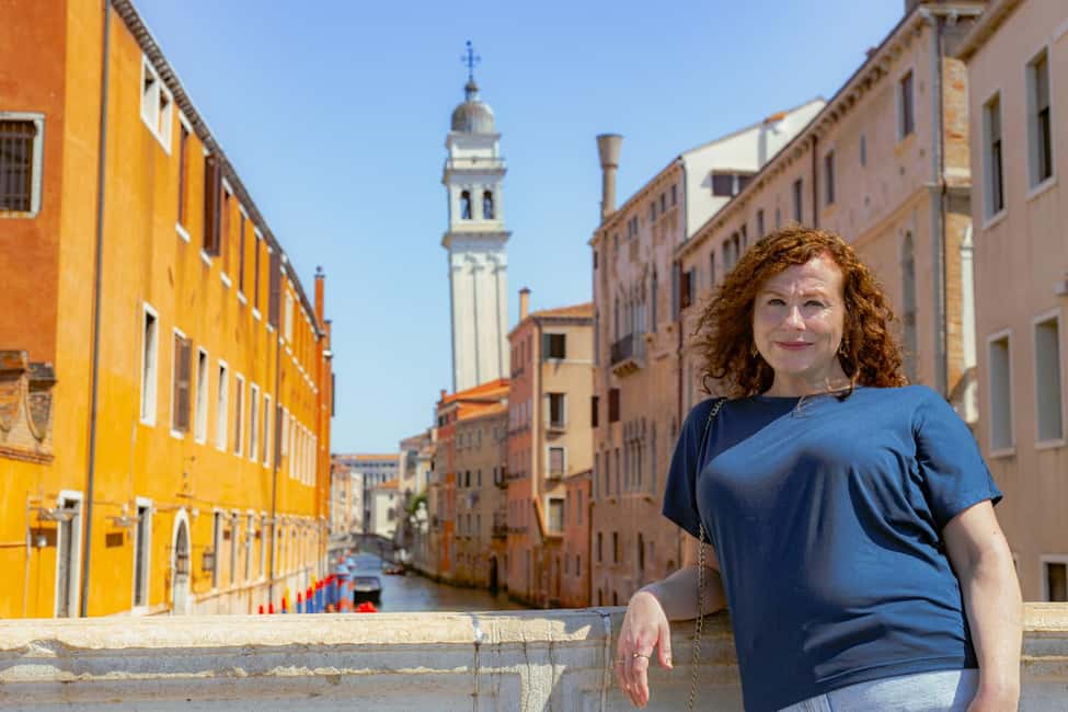 Venice: Memories in Pictures - Rialto Bridge: Making It Look Less Like a Photo Line