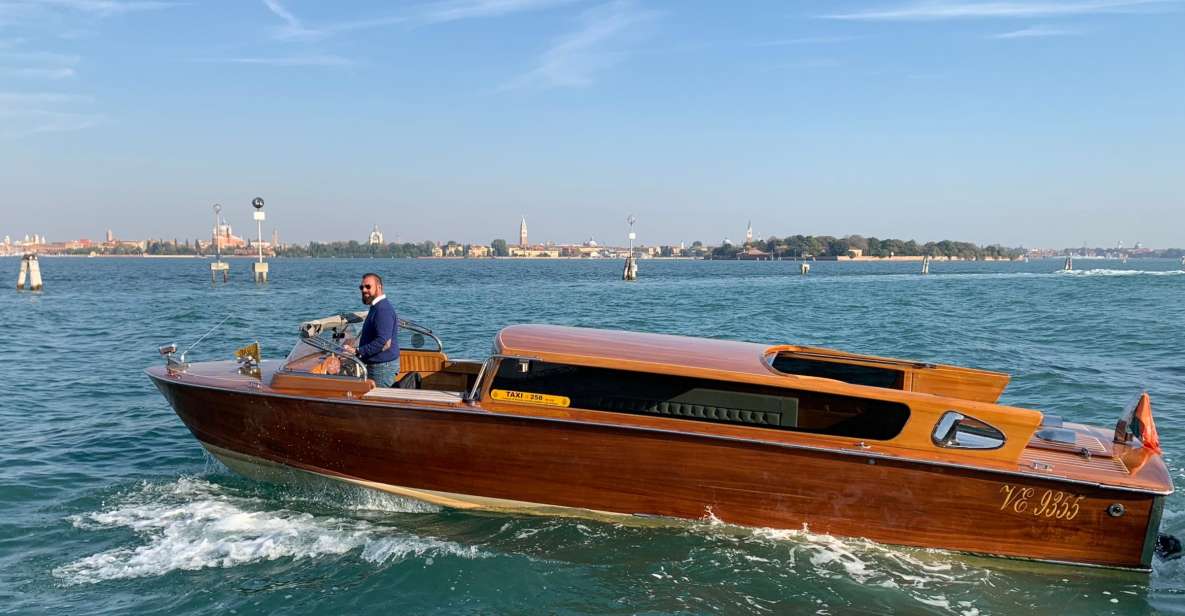 Venice: Murano and Burano Half-Day Boat Tour - The rest of the day: smaller lanes and finishing near San Marco