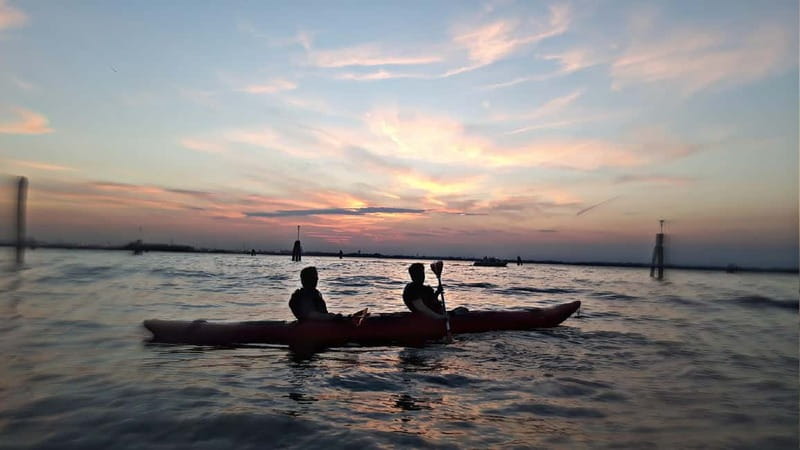 Venice: Night + Sunset Kayak Tour Kayak in the Canals - Getting to the water: Calle Brazzo and the Fondamenta de la Sensa landmark