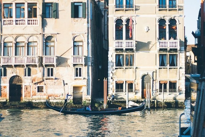 Venice Off the Beaten Path: Private Tour in Venice with a Local - The Bridge of Fists and Those Movie-Proof Venice Details