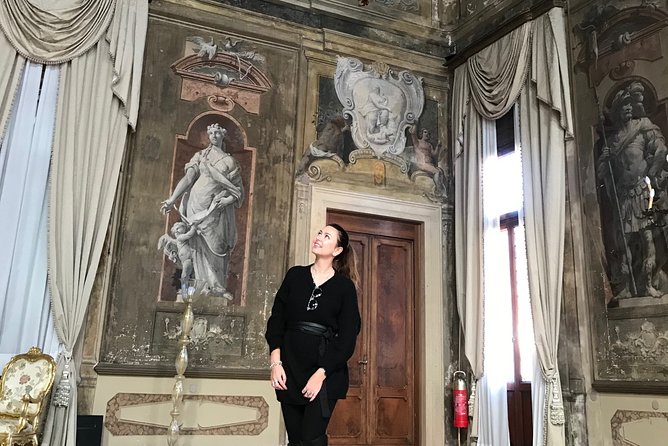 Venice Off the Beaten Path: Private Tour in Venice with a Local - Gondola Craft at the Squero: Seeing the Real Working Venice