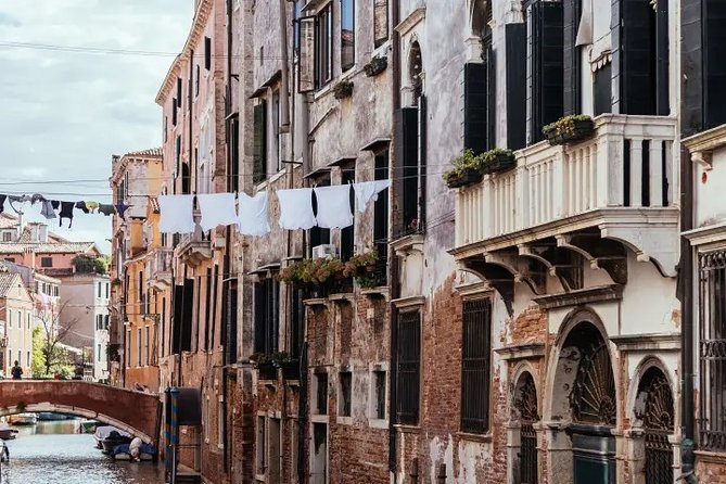 Venice Off the Beaten Path: Private Tour in Venice with a Local - Dorsoduro: The Quiet Art District That Changes How You See Venice