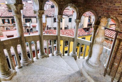 Venice: Palazzo Contarini del Bovolo Entrance Ticket - The staircase experience: the Scala Contarini del Bovolo up close