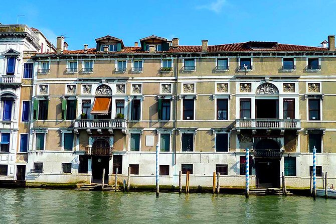 Venice Palazzo Mocenigo: History of Textile, Costume and Perfume - Temporary Exhibits and Why the Rooms Feel Less Cookie-Cutter