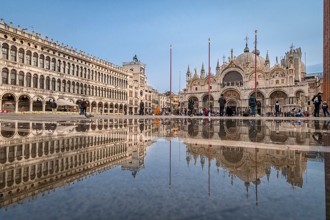 Venice Photography Masterclass - Private Photography Lesson - Ponte di Rialto: classic lines, tricky brightness, and lots of angles