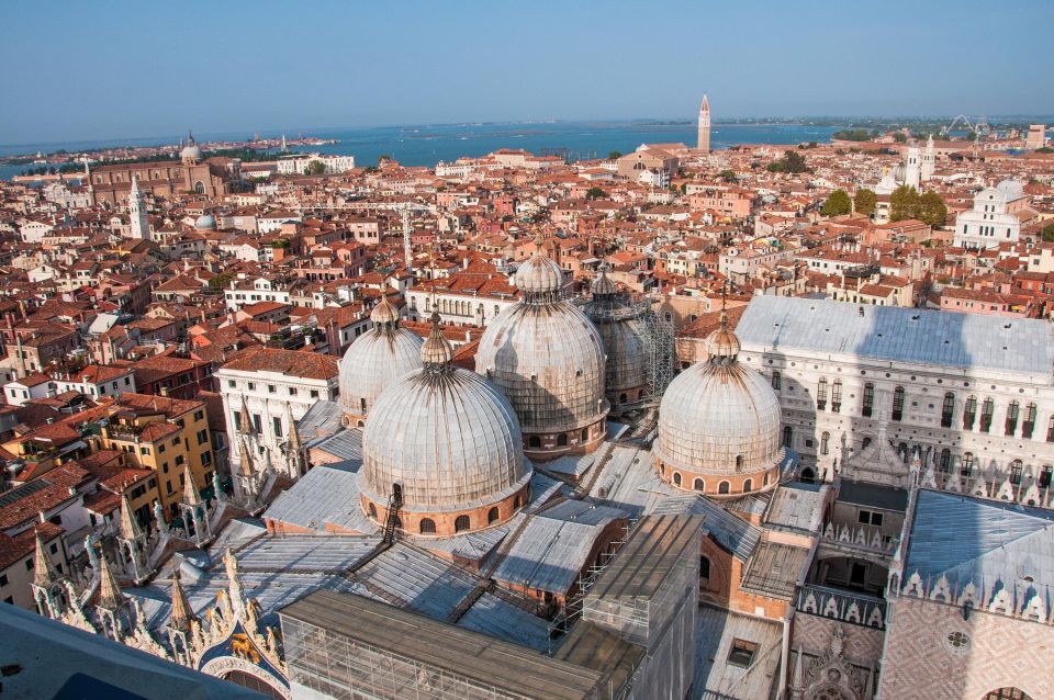 Venice: Private 2-Hour Walking Tour - Mozart’s house and Venetian culture: art that lived in the streets