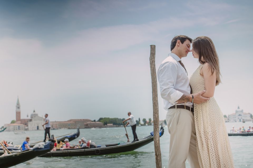 Venice: Private Gondola Ride with Photo Shoot - Who this private gondola photo ride is best for