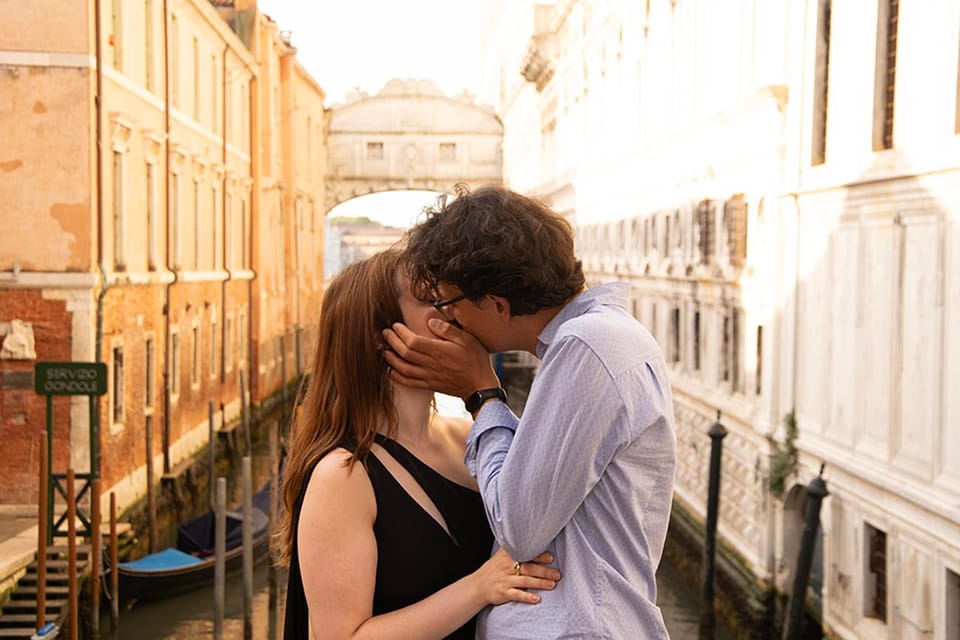 Venice: Private Photography Session - Meeting Elisa in Saint Mark’s Square: the start that sets the tone