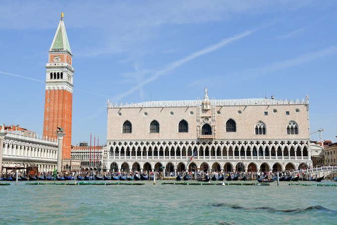 Venice Private Tour fast access, Doge Palace, St Mark's Basilica - Canal Grande: a quick hit of Venice scale