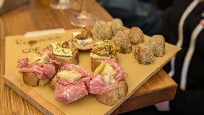Venice: Rialto Market Street Food Tour - Where the tour begins: San Giacomo di Rialto and your first orientation