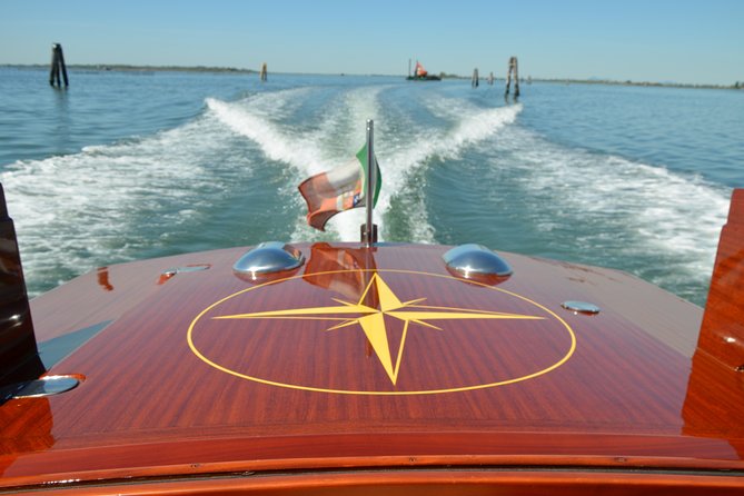 Venice S.Lucia Station to Venice Hotels or viceversa - Finding Your Driver at Santa Lucia Without Guesswork