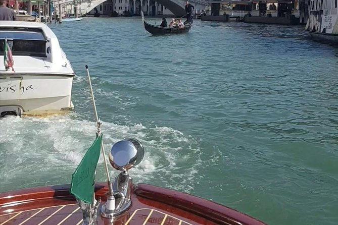 Venice S.Lucia Station to Venice Hotels or viceversa - Quick Practical Tips Before You Book