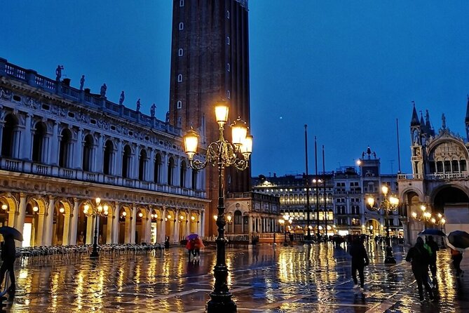 Venice- Saint Mark's Basilica Exclusive Night Tour - Dress code and comfort: the rules that affect your night