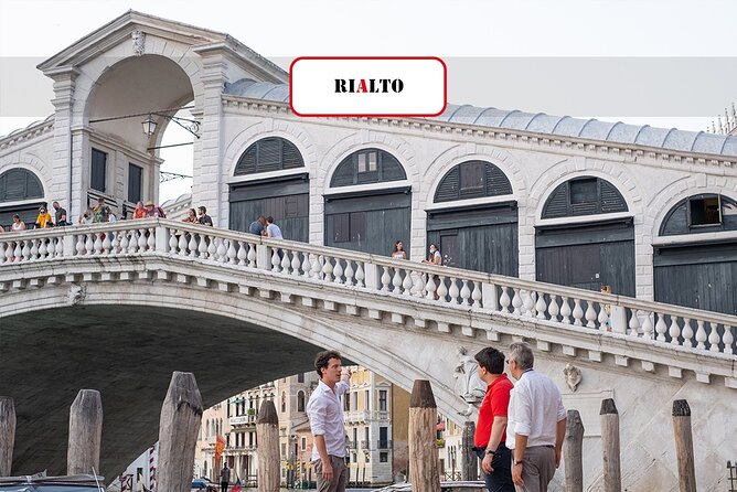 Venice: San Marco to Rialto Walking Tour & Spritz Like a Local - Spritz break in a local bacaro: how the included stop works