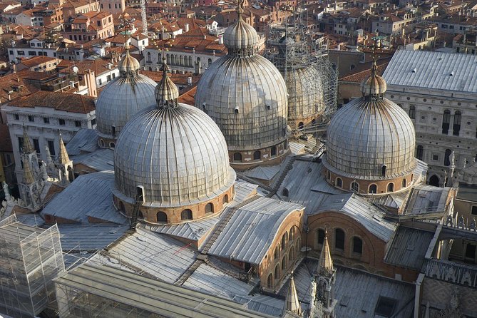 Venice & Skip-the-line St. Mark's Bell Tower Private Guided Tour - How the guide connects St. Mark’s Basilica and the Doge’s Palace (without making you buy extra tickets)