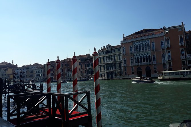 Venice Small Group Tour With Local Guide - Walking comfort: moderate fitness and smart preparation