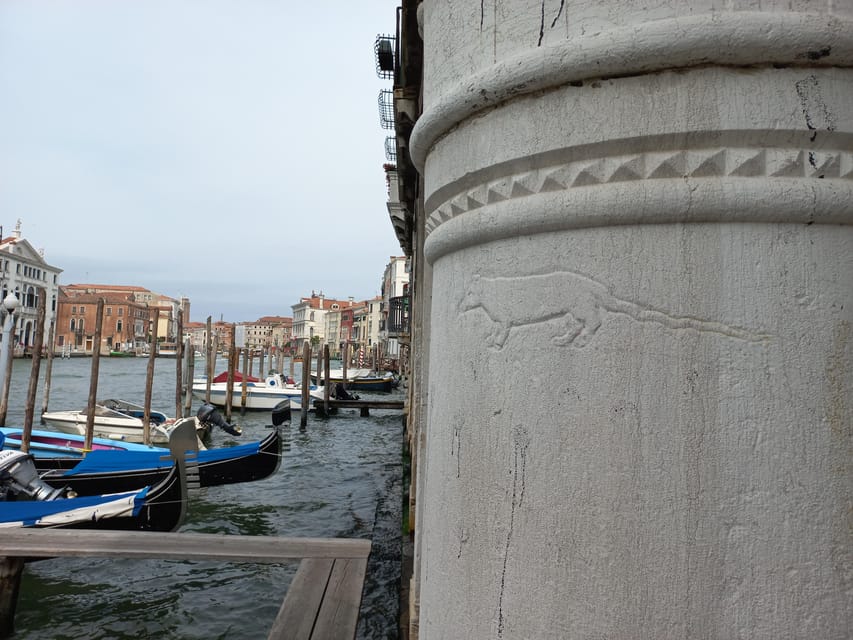 Venice Small-Group Walking Tour: Secrets & Hidden Gems - Photo-stop Venice: Campo dei Mori, Ponte Chiodo, and the quiet angles that make the walk worth it