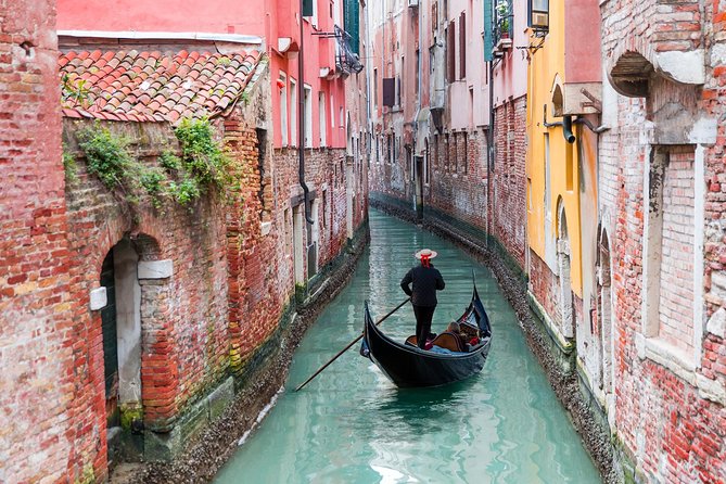 Venice Small Group Walking Tour with St. Mark's Basilica Terrace - A 2-hour plan that actually fits a real day