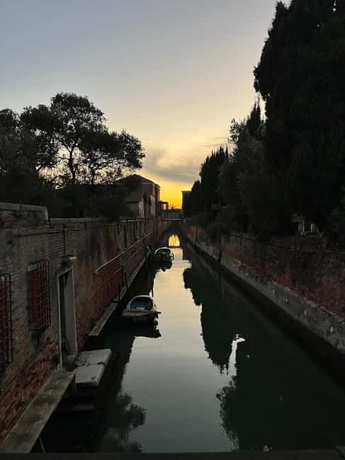 Venice: Sunrise Walking Tour with Espresso - Getting a local Venice map in your head