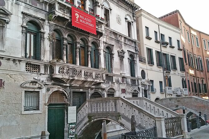 Venice Top attractions Walking Tour along the Canals - Price and value: what’s included in your $33.55 ticket