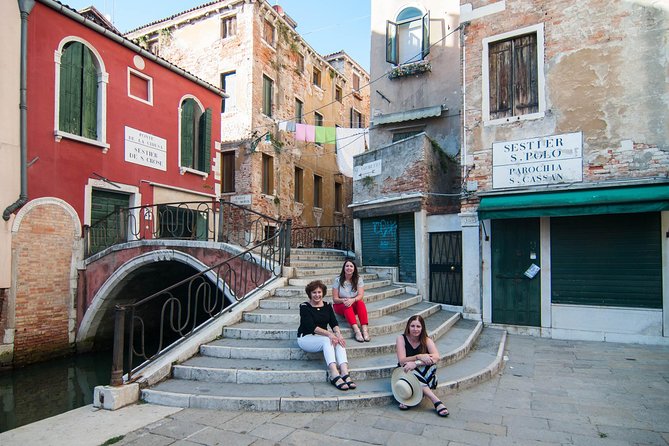 Venice VIP Photo Session in Venice - What Happens With the Optional Gondola (and When It’s Worth It)